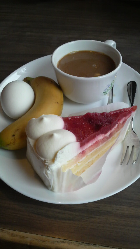 ストロベリーケーキセット